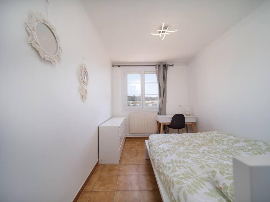 Appartement Tout Equipe Traversant 6 A 8 Couchages Marseille Kültér fotó